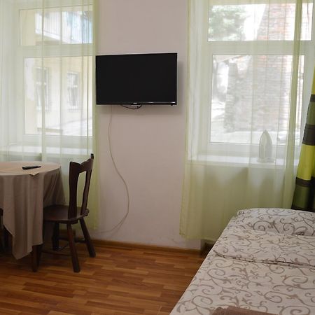 Cozy Apartment In The Center Of Львов Экстерьер фото